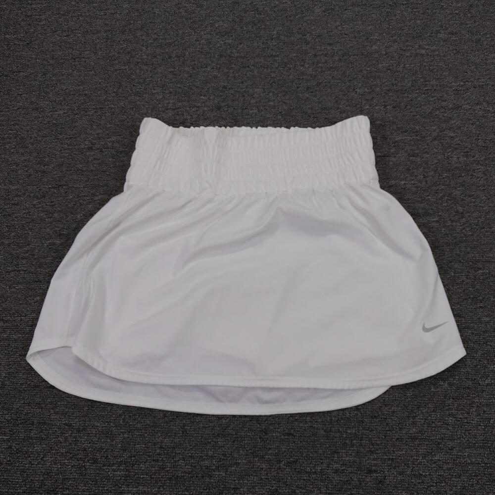 Nike Skort Womens Medium White Stretch Built-In Shorts Tennis FV5567-100